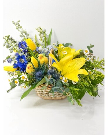 A Peep of Spring Flower Arrangement