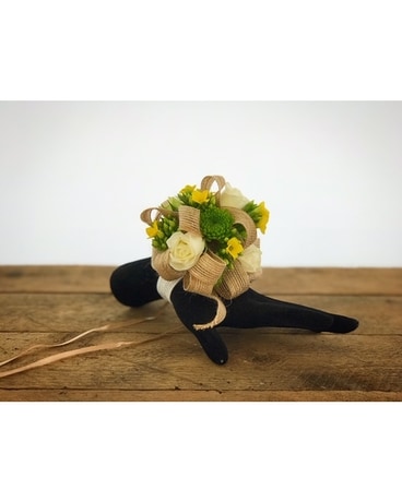 Burlap Wristlet Flower Arrangement