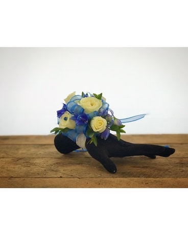 Blue & White Wristlet Flower Arrangement