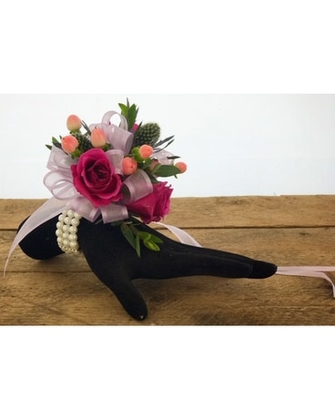 Duchess Pearl Bracelet Flower Arrangement