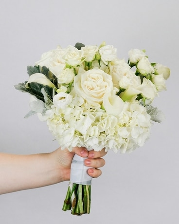 AMBULER // Hand-Tied Bouquet Flower Arrangement