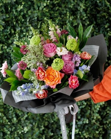 Wonderland // 2023 Spring Bloom Bunch Flower Arrangement