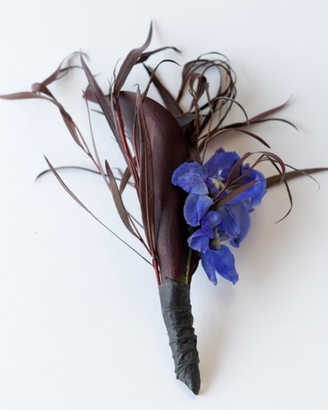 JIMMY // Boutonniere Flower Arrangement