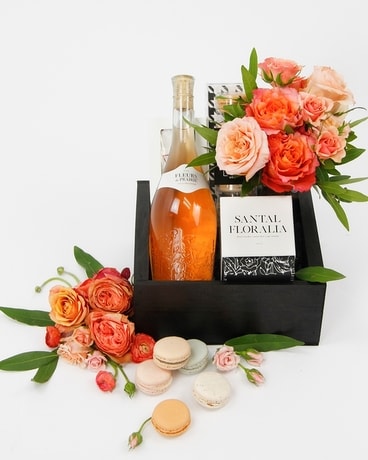 STOP & SMELL THE ROSÉ LUSH BOX Gift Basket