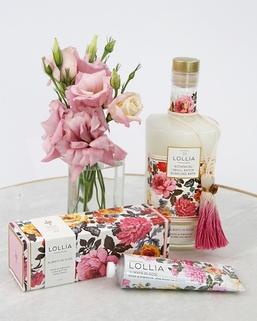 ALWAYS IN ROSE // Spa Day Set Flower Arrangement