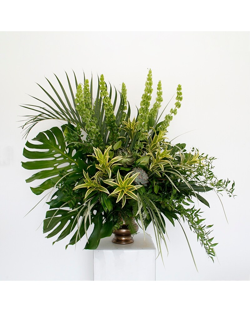 Serenity Altarpiece Flowers in Dallas TX - Dr Delphinium Designs