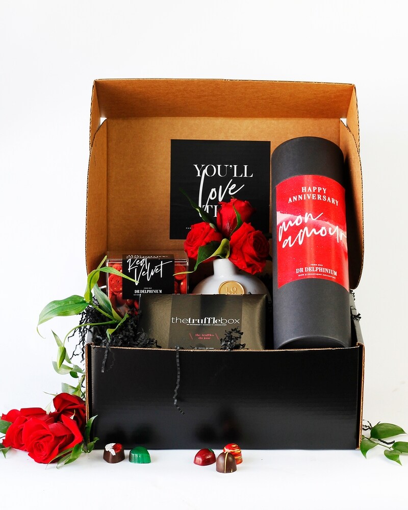 AMOUR ANNIVERSARY BOX | NATIONWIDE LUXURY GIFT BASKETS