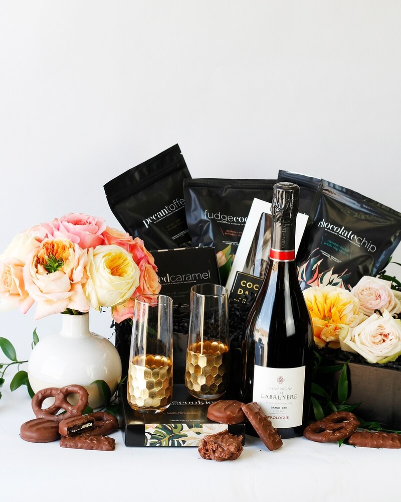 FLEURS DE CHAMPAGNE LUXEBOX | DALLAS GIFT BASKETS