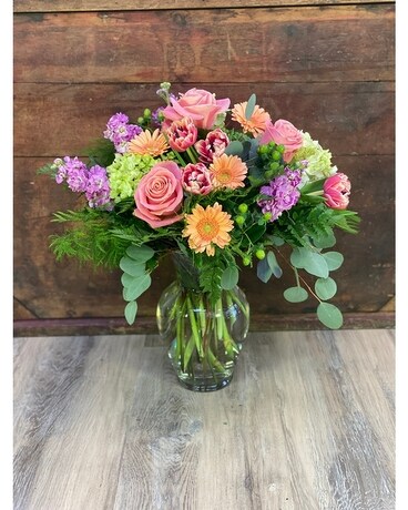 Mama-Mia Flower Arrangement