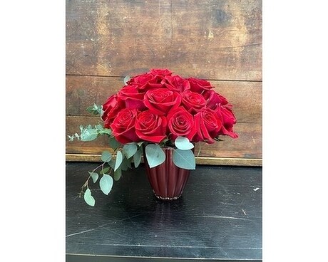 Snuggle-Up Roses Flower Arrangement