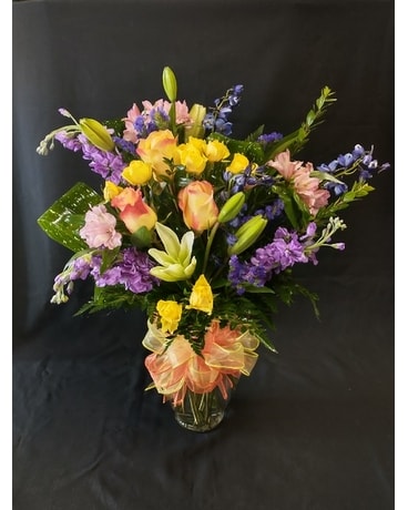 Fresh High Style Vase Arrangement Flower Arrangement