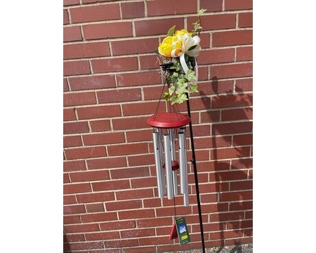 Windchime Pluto Flower Arrangement