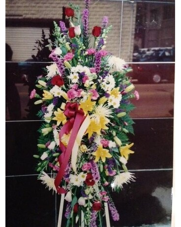 Spray on Easel Flower Arrangement