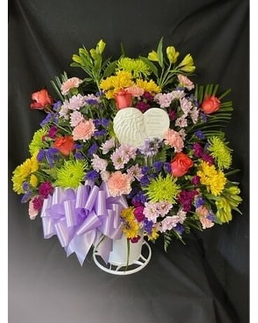 hearts in heaven Flower Arrangement