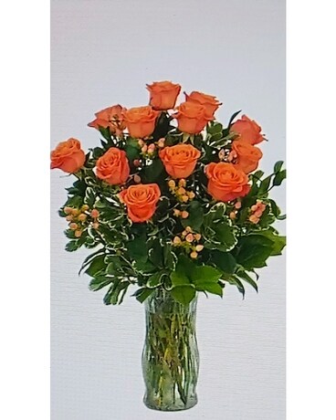 ORANGE ROSES AND BERRIES Flower Arrangement